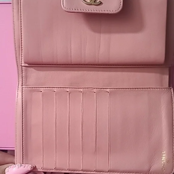 Chanel Pink Icon Line Long Kisslock Wallet - Picture 9 of 16
